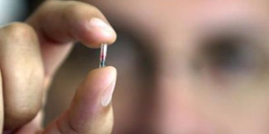 人體植入芯片：“超人”的第一步