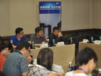 專訪嘉賓（從左到右）：演講嘉賓：英特爾物聯(lián)網(wǎng)事業(yè)部中國區(qū)技術(shù)經(jīng)理王浩、英特爾中國取物聯(lián)網(wǎng)事業(yè)部銷售經(jīng)理郭威、英特爾開源技術(shù)中心（上海）安卓操作系統(tǒng)研發(fā)經(jīng)理 馮曉焰